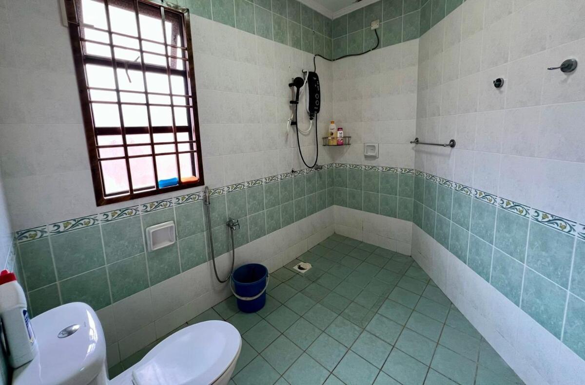 Rini Utama Homestay Skudai Exterior photo
