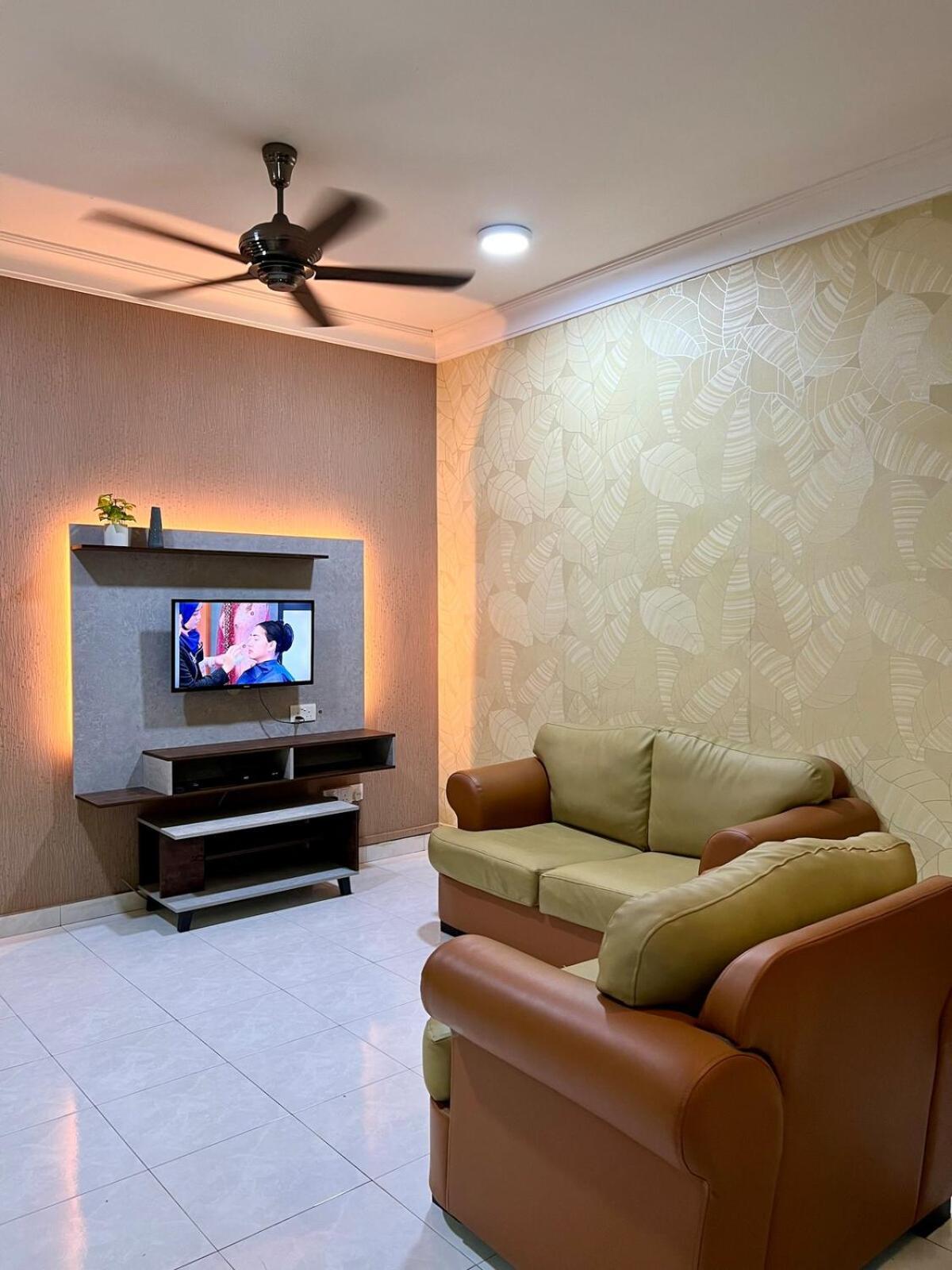 Rini Utama Homestay Skudai Exterior photo