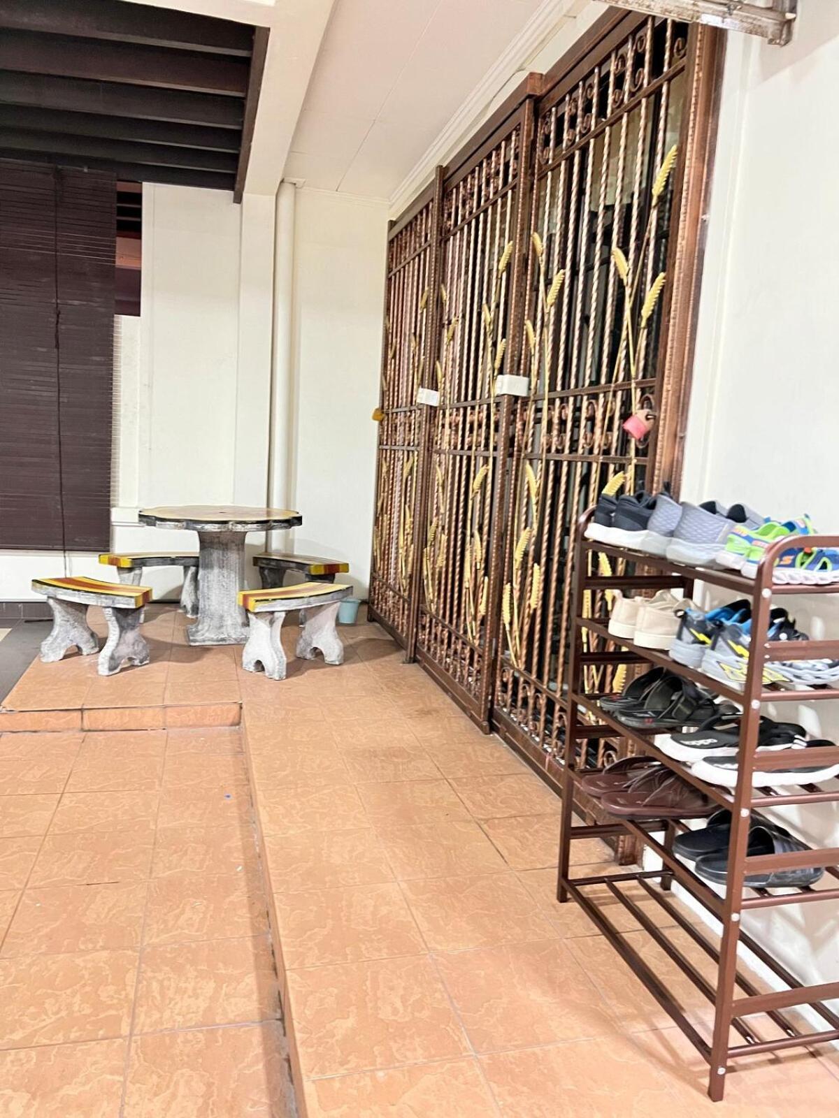Rini Utama Homestay Skudai Exterior photo